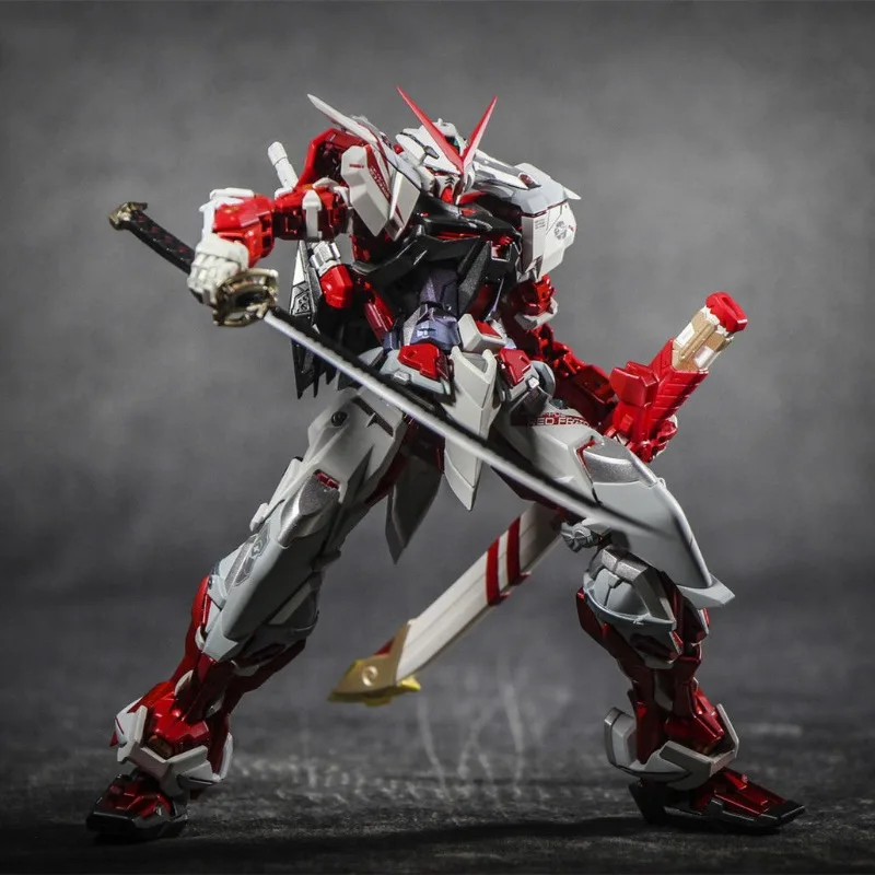 Gundam Smarristo Red Frame Freedom Anime Figure Model Ornaments Creativo Personalizzato Building Blocks Assemblaggio Giocattoli Regali All'Ingrosso