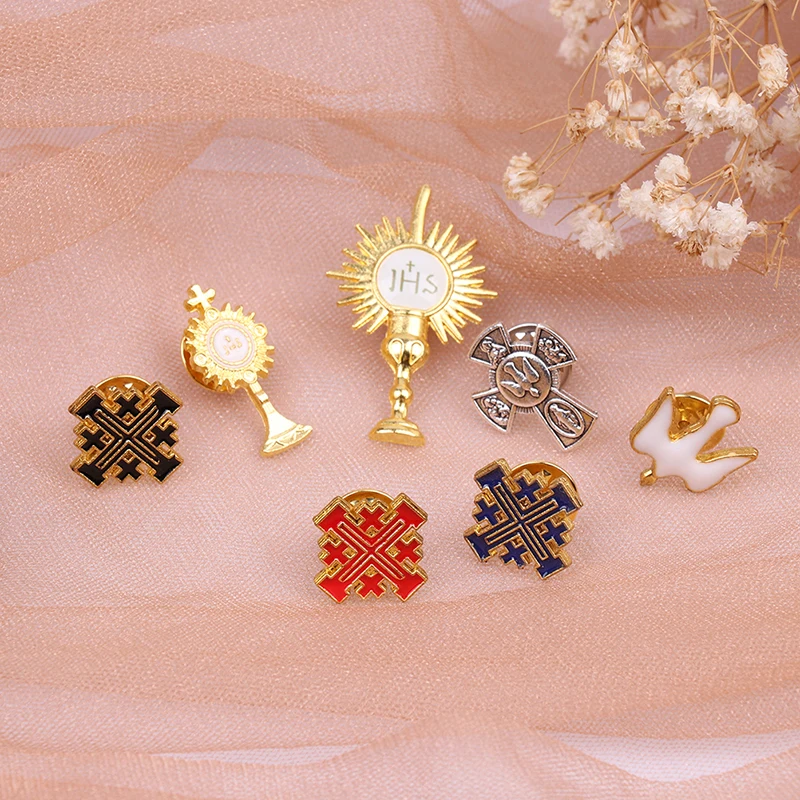 CatholicChristianJerusalemCrossPeaceDoveBroochBadgeReligious