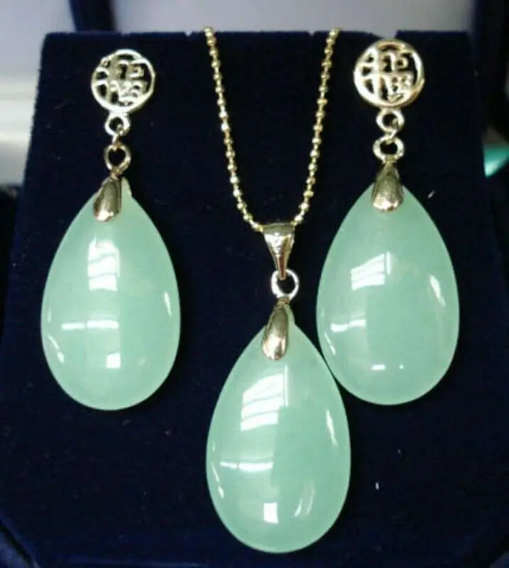 

Natural Light Green Jade Pendant Necklace Earring Set for Women and Girls