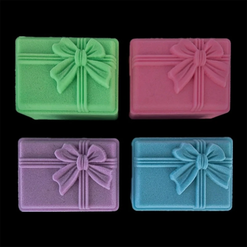 

Gift Box Shaped Plastic Mooncake Stamps Mooncake Moulds Baking Accessories Mooncake Tools for Mid-Autumn Festival