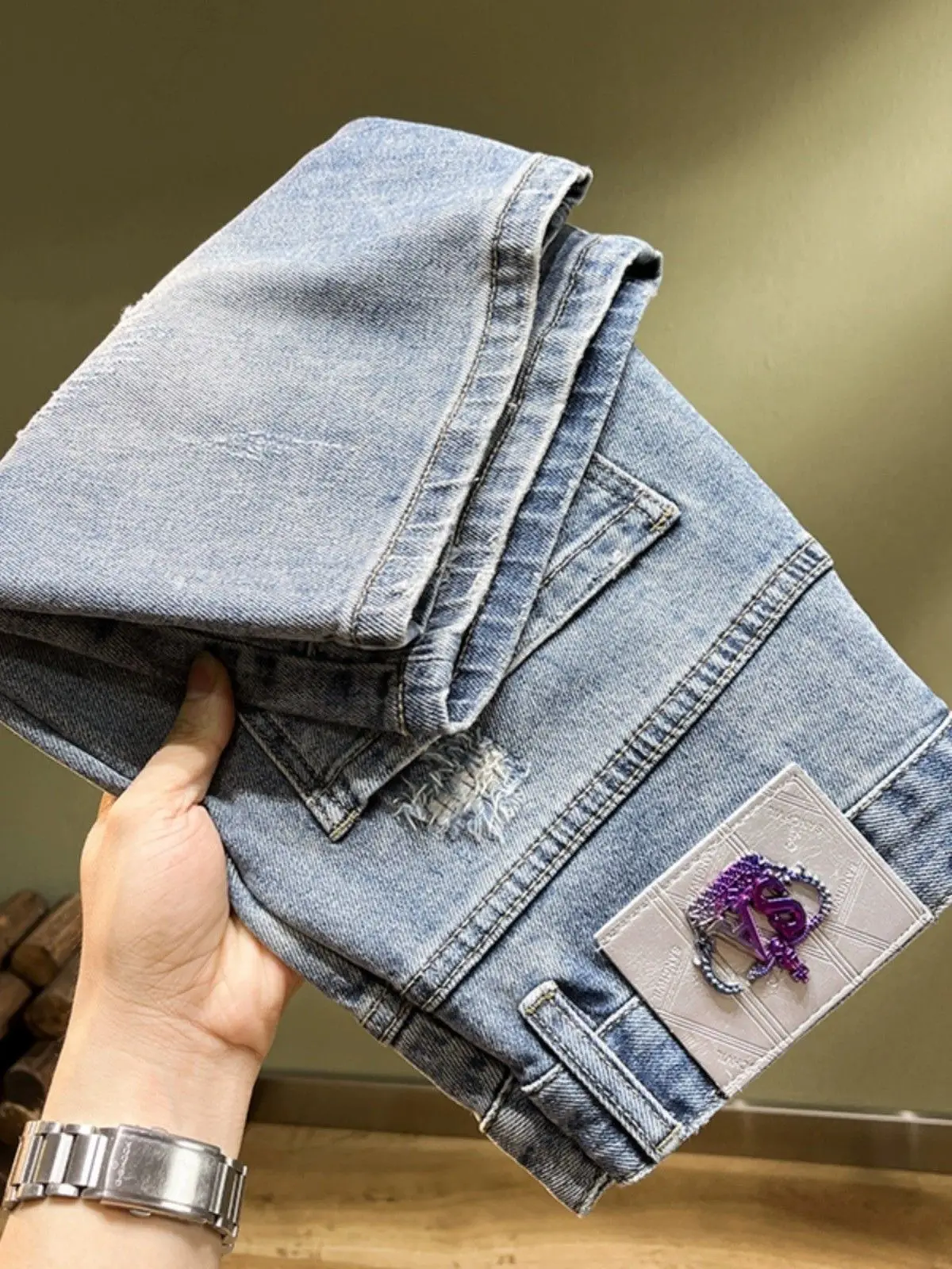 Slide image 4934483d37b64d5c997439ef80926fe9