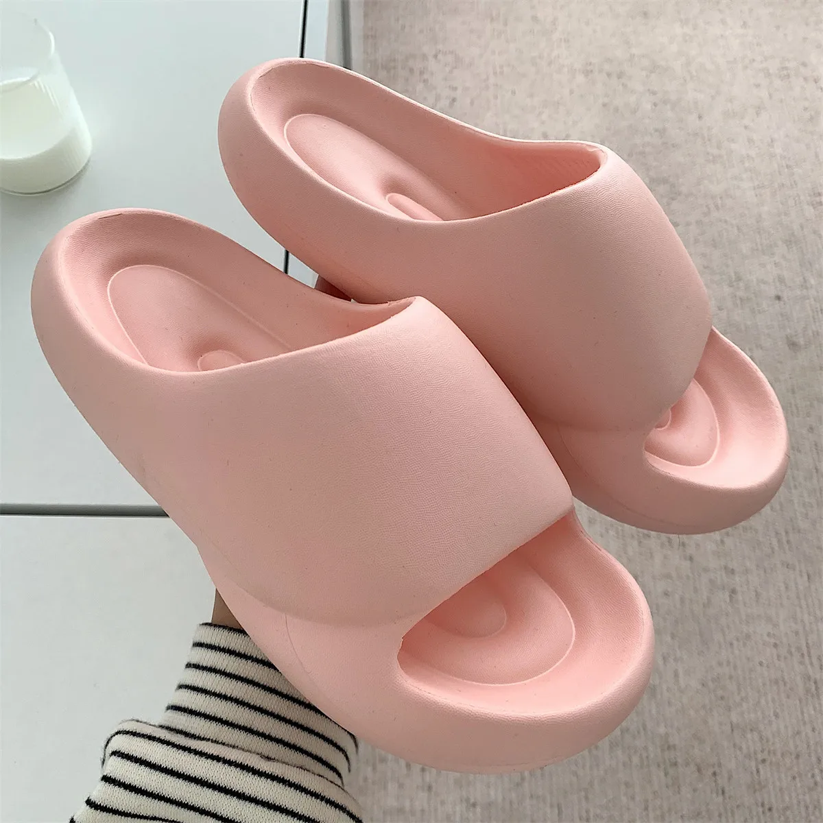 

Thick Platform Home Cloud Slipper Female Non-slip Soft Bottom Yzy Slides Woman Sandals 2022 Summer Comfort Casual Beach Shoes