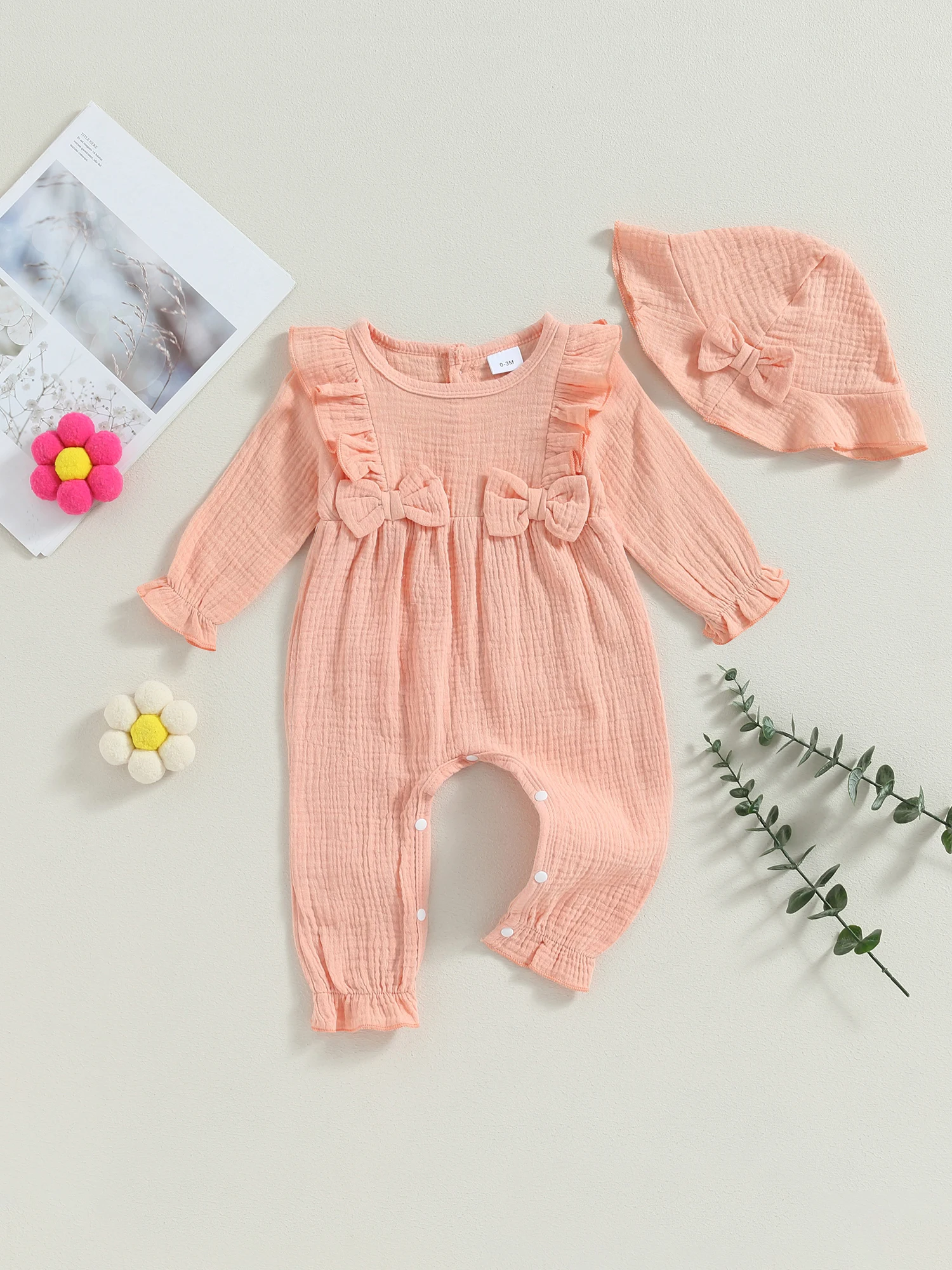 

Baby Girl Floral Print Romper Jumpsuit with Ruffle Sleeves - Adorable Infant Outfit for Fall Season