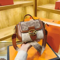 2025 new high-end niche women's bag retro printed messenger bag versatile small square bag broadband shoulder bag