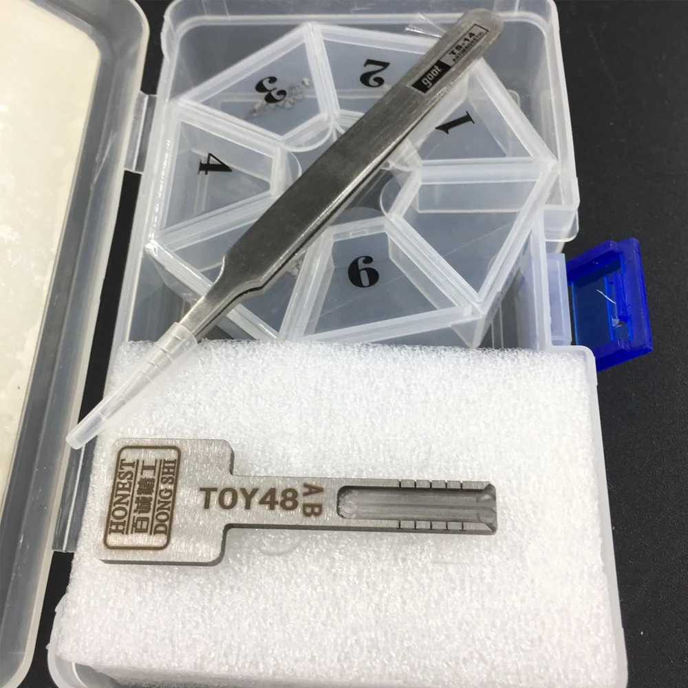 

Original Honest TOY48 car key moulds for Car Key Profile Modeling for Toyota/Lexus car key duplicating