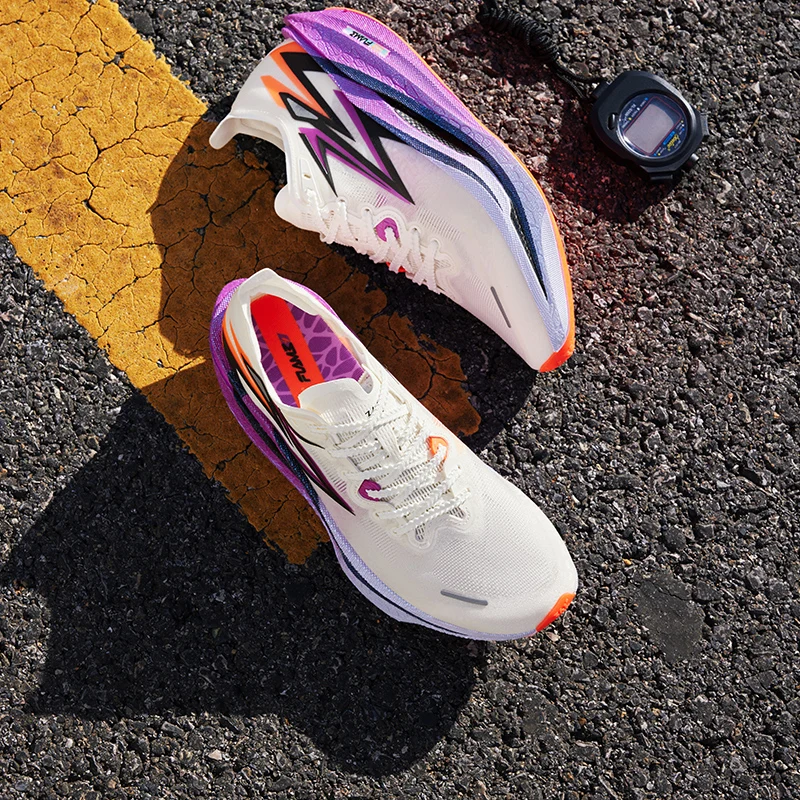 かめ 361 Degrees Flame 4.0 Men Running Shoes New Carbon Plate