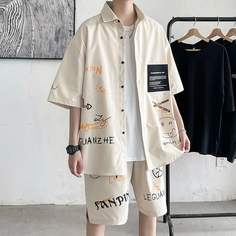 

Shorts Two Piece Set Men Summer Clothes Letter Graffiti Print Short Pants Shirts Suit Male Plus Size Casual Oversize Beige Black
