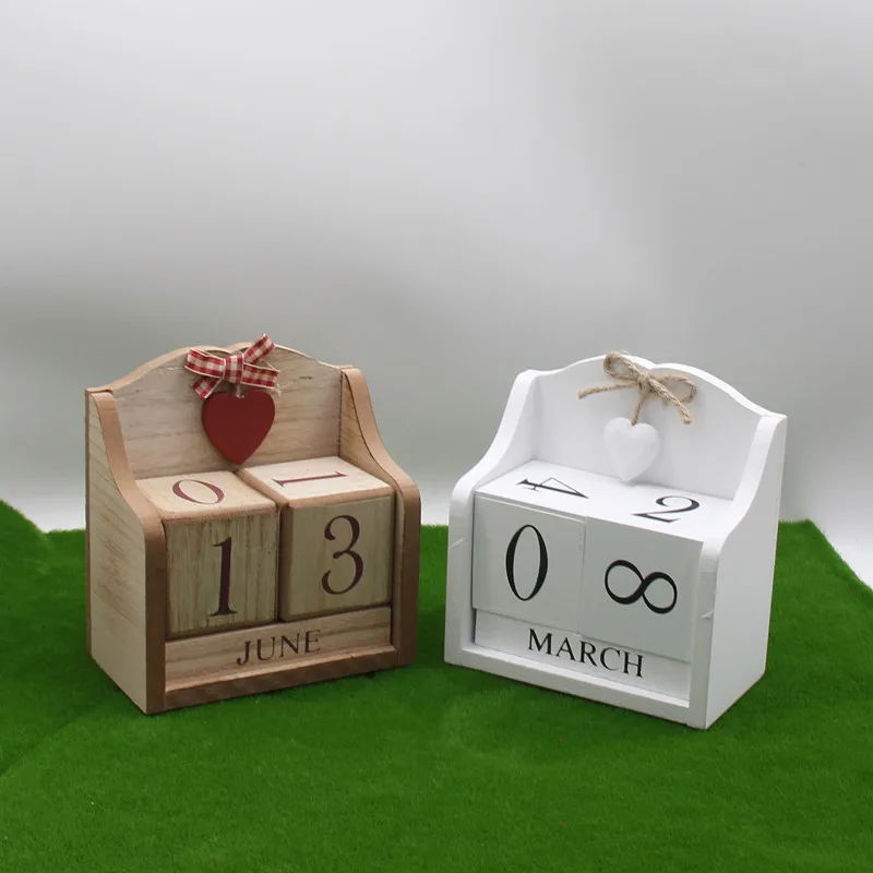 

Modern Minimalist Style Peach Heart Creative Wooden Calendar Decorations Wooden Home Desktop Decoration