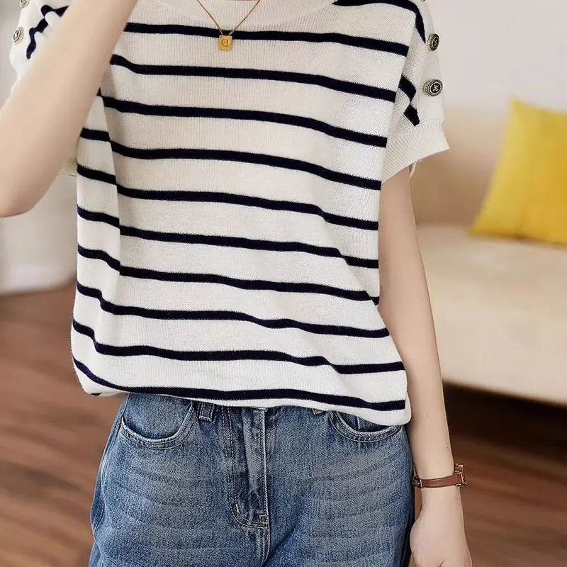 Elegant Fashion Harajuku Slim Fit Female Clothes Loose Casual All Match Tops Women Color Blocking Stripe Short Sleeve T-shirts