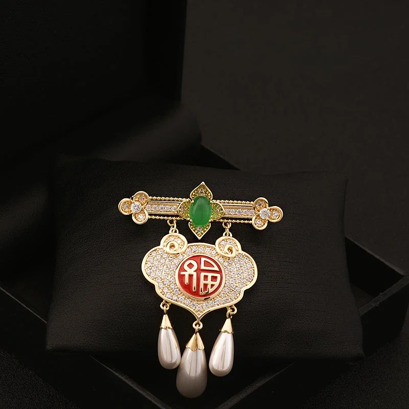 

Luxury Lock Good Luck Brooch Women Chinese Style Elegant Pearl Tassel Pin Cheongsam Coat Suit Neckline Accessories Jewelry 6122