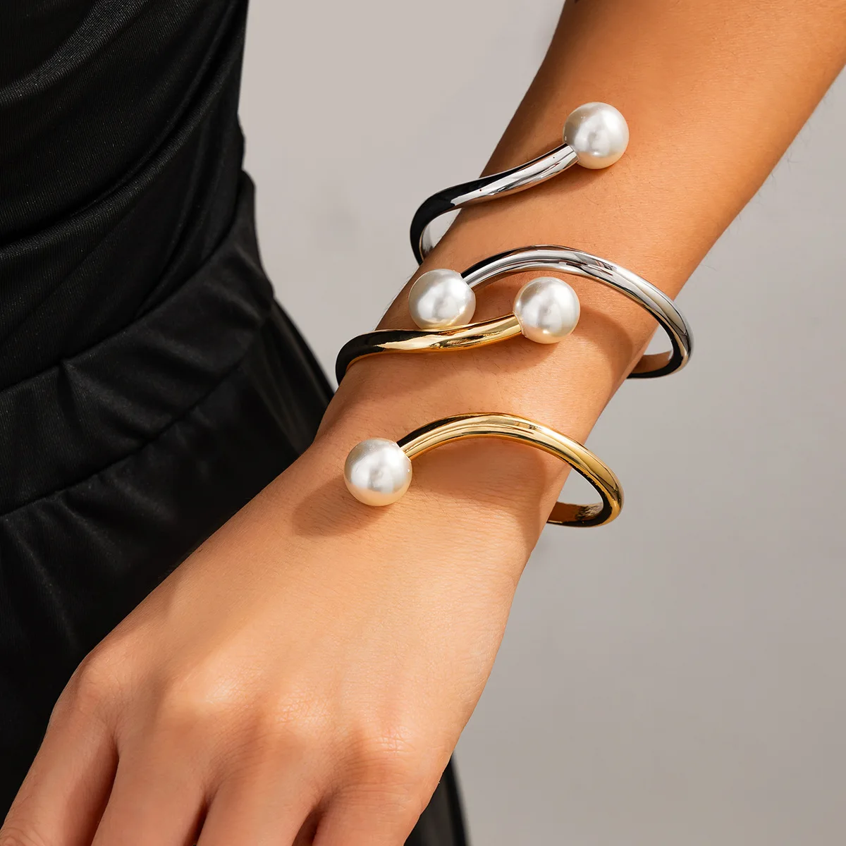 DIEZI Exaggerated Chunky Cuff Wide Bangles Punk Geometric Imitation Pearl Gold Color Heavy Metal Bangles For Women Men Bracelets 6