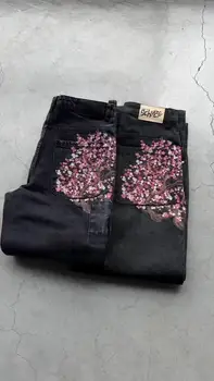 “Derschutze Patchwork Cherry Blossom Embroidery Denim Pants” / or similar Y2K-style vintage / baggy / wide-leg / cherry-blossom-embroidery jeans for men (or unisex). 1