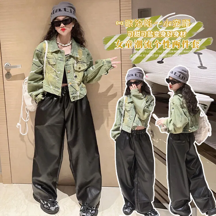 

Wash Water Graffiti Denim Short Coat Women's Early Autumn 2023 New Style Loose Versatile Cardigan Jacket Top Trend