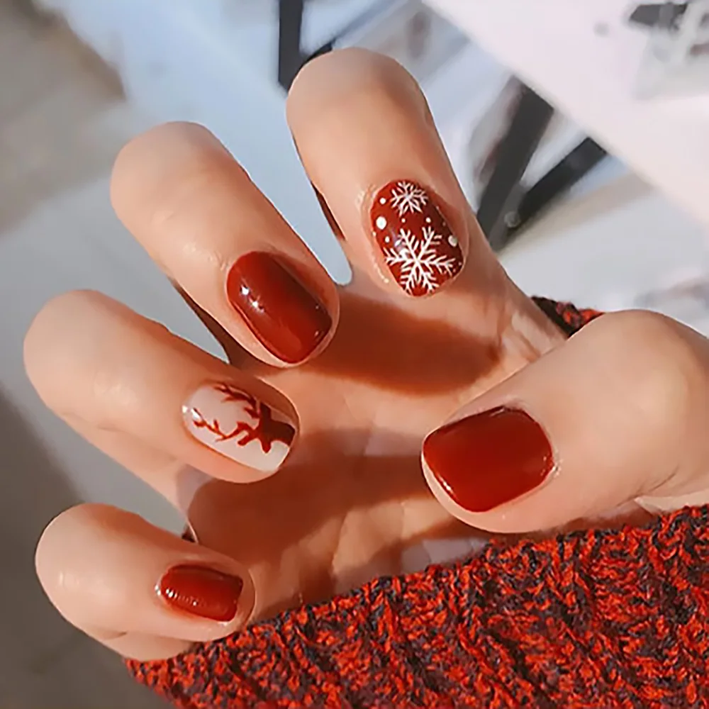 

24pcs Short Square Head Fashion Fake Nails Glitter Checkered Love Press on False Nail Christmas Design Artifical Full Cover Nail