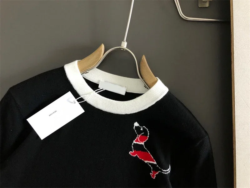 Рисунок 4 - Модные брендовые свитера TB для мужчин и женщин