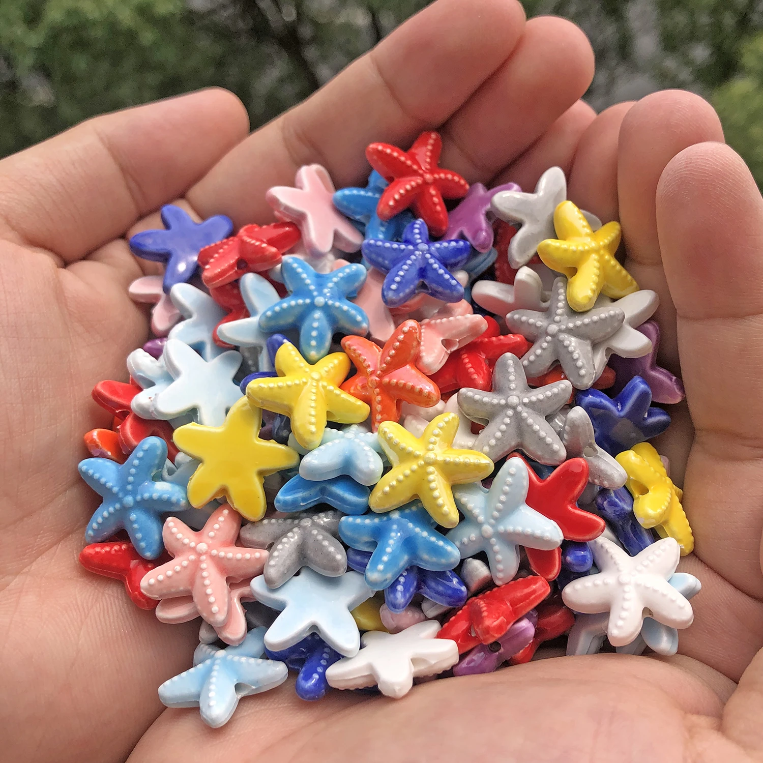 Рисунок 6 - разноцветные керамические бусины в виде морской звезды