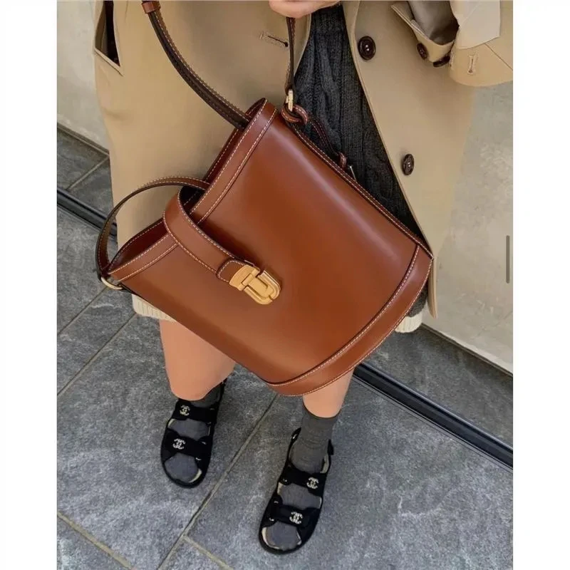 

Women Shoulder Bags Genuine Leather Canvas Bucket Crossbody Bag Casual Handbags Purse for Travel Shopping Design