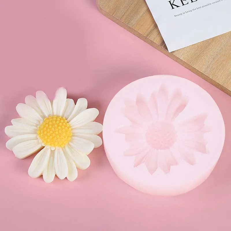 DIY Candle Silicone Mold Daisy Chamomile Flower Candle Wax Mould Handmade Soap Molds Car Aromatherapy Making Home Decor candle mold