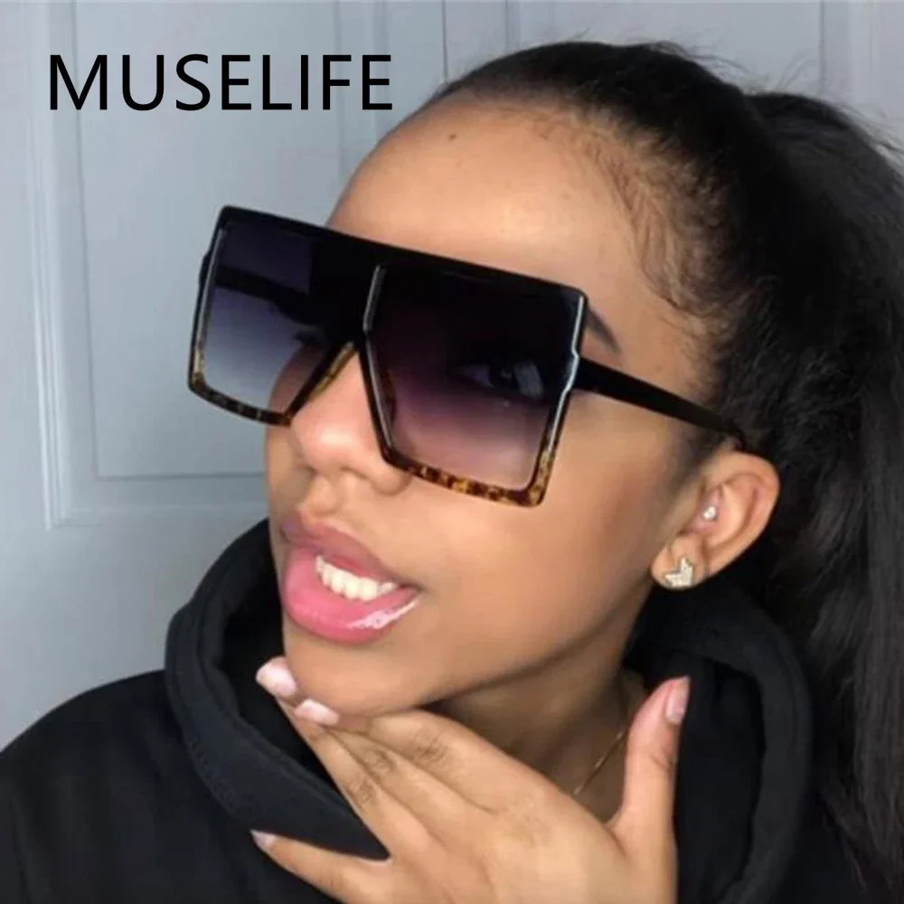 2021 Trendy Square Gradient Oversized Sunglasses Women For Women Oversized  Big Frame With Flat Top Trending Design 298R From Biaoq3, $26.98 |  DHgate.Com