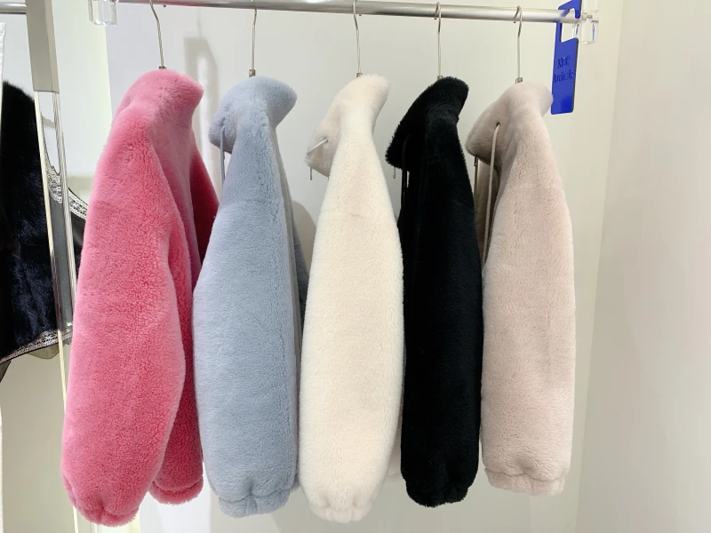 Winter Autumn New Granular Women's Sheepskin Jacket Coat Women Thick Warm Shearing Real Fur Hooded Wool Fur Coat Real Fur