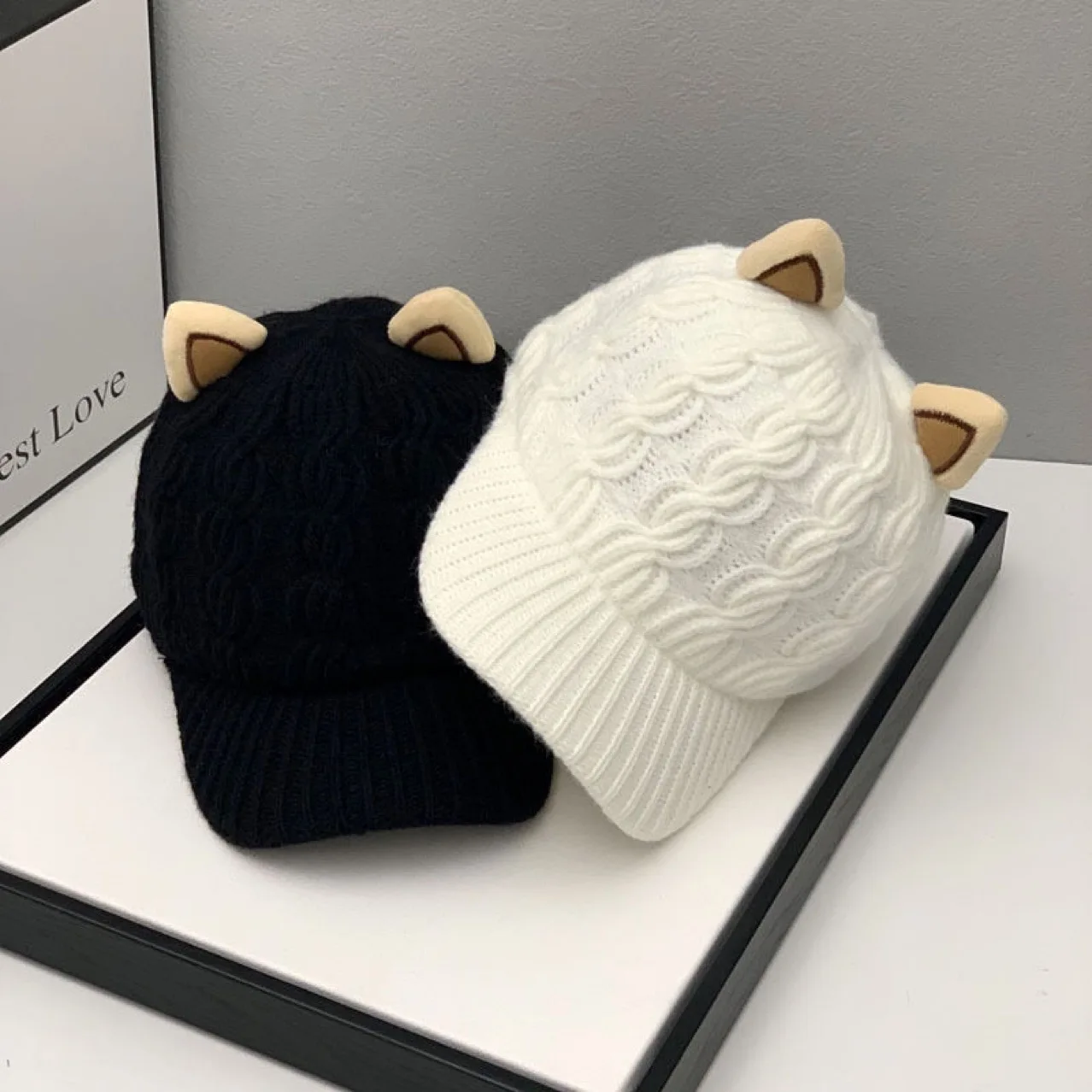 

New Autumn and Winter Women's Hat Knitted Fashion Baseball Hat Snapback Cute Ears Woolen Hat Beanie Cap for Women