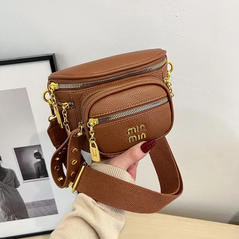 Stylish Letter Applique PU Leather Fanny Packs For Women Luxury Rivet Chain Zipper Waist Bag Female Waist Pack Ladies Chest Bag