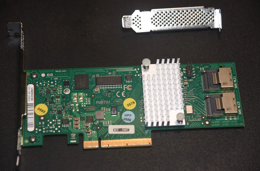 Fujitsu D2607- A11a21 6gbps Sas Hba Fw: P20 Lsi 92118i it Modo Zfs Nas Unraid