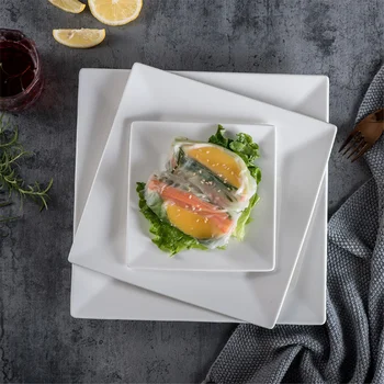 Piatto quadrato in ceramica semplice e creativo, pasta bianca per bistecche di sushi, piatto da cucina occidentale, piatto da pranzo per hotel in stile europeo 1