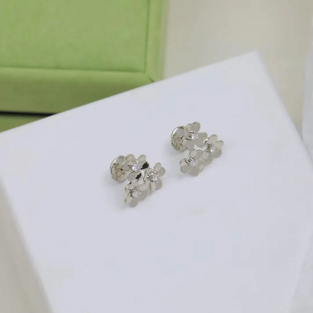 Cute, charming, fashionable, minimalist pure silver lucky clover/clover earrings jewelry, elegant brand jewelry