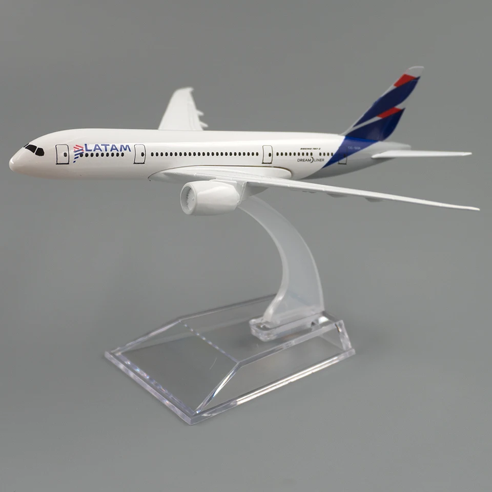 S7a3036f5fbfb4e4a916705b788c7f