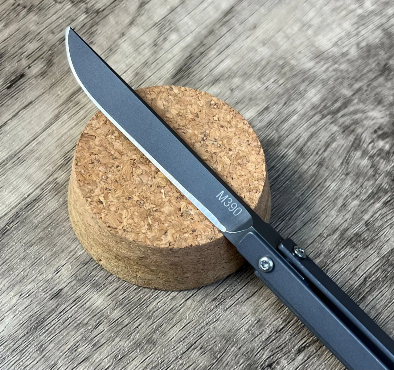 Description Picture 5 of item2 In 1 Mini Folding Knife , Rotatable Window Breaker,Outdoor Survival Pocket Knives Gear EDC Self Defense Tools Foldable Knife