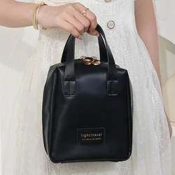 Elegant High - Capacity Travel Makeup & Toiletry Bag with Stylish Design (Black)