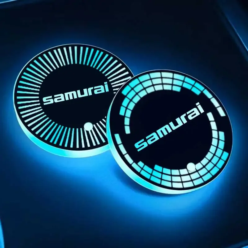 Luminoso Car Water Cup Coaster Drink Holder Antiscivolo Light Mat Pad Per Suzuki Samurai Logo Atmosphere Welcome Lamp Accessori