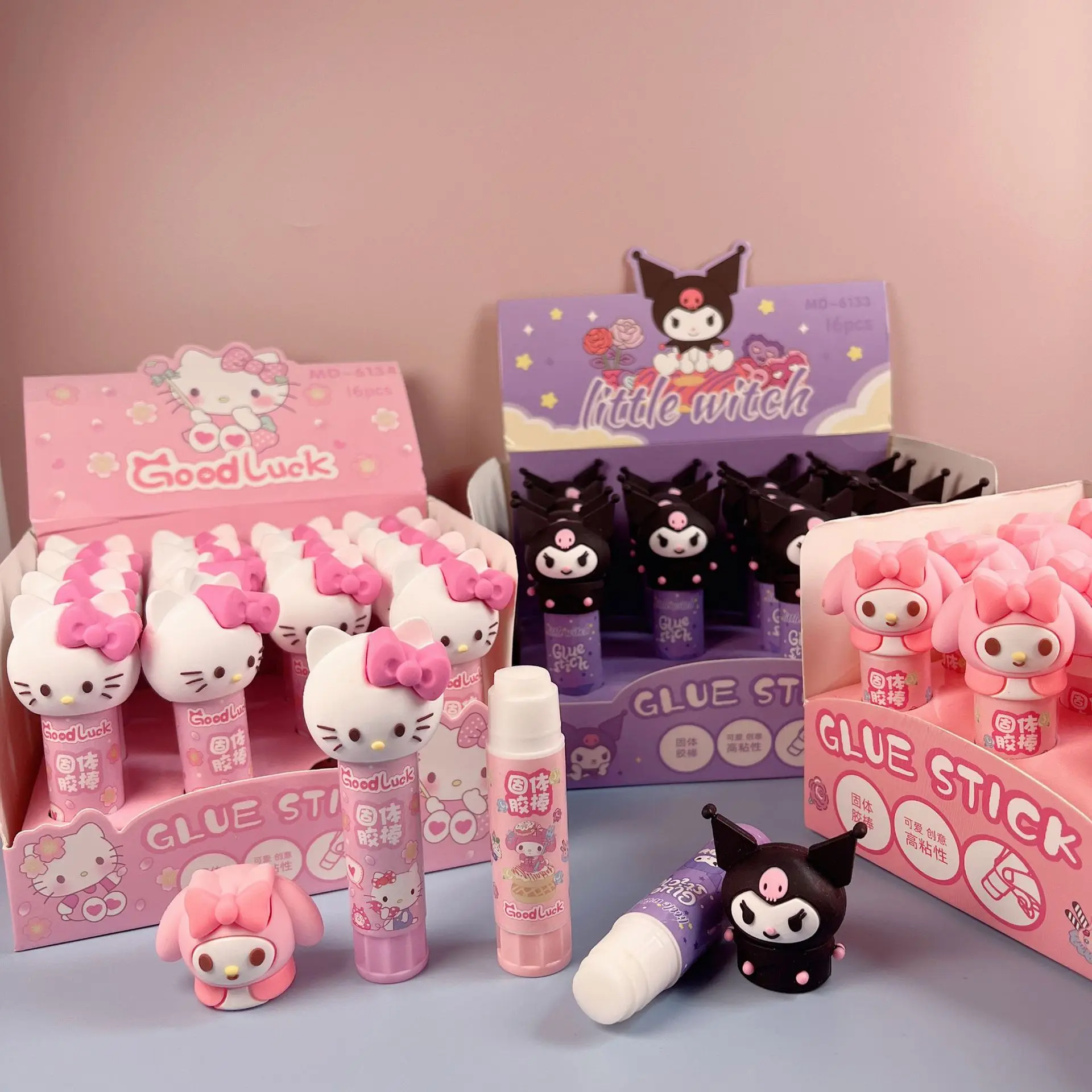 16pcs Sanrio 솔리드 접착제 스틱 헬로 키티 Pachacco Cinnamoroll 빠른 건조 Diy 접착제 스틱 학생 학교 용품 사무용품