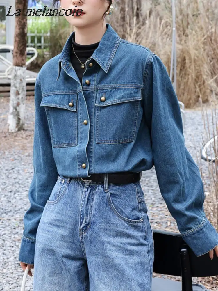 

Женская джинсовая рубашка с отложным воротником, свободная однотонная блузка с длинным рукавом, винтажный Повседневный Топ с карманами на пуговицах, весна 2024