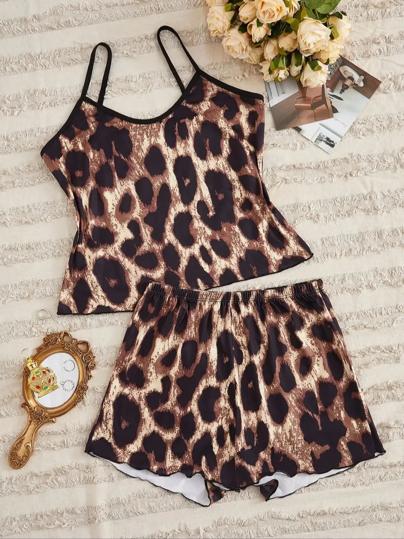 ملابس منزلية بنمط جديد للسيدات طقم بيجامات كاجوال...