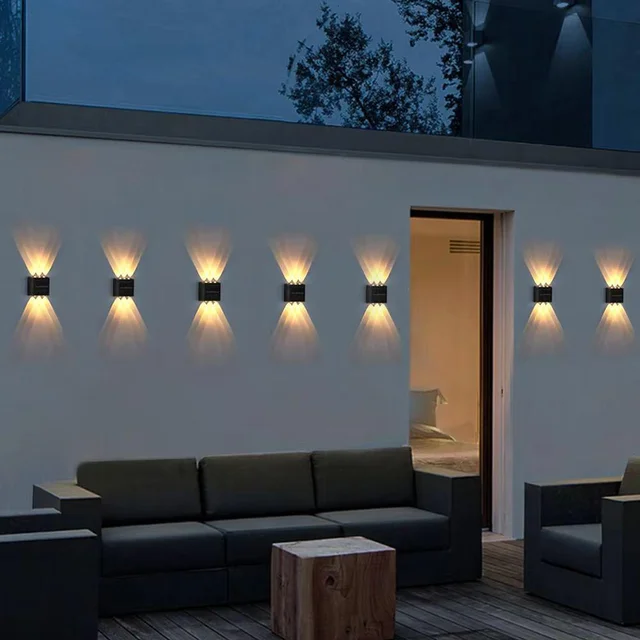 Lampe murale solaire LED extérieure étanche, allumage automatique du crépuscule à l'aube, pour clôture, jardin, cour, porche, allée, patio, décoration de la maison 1