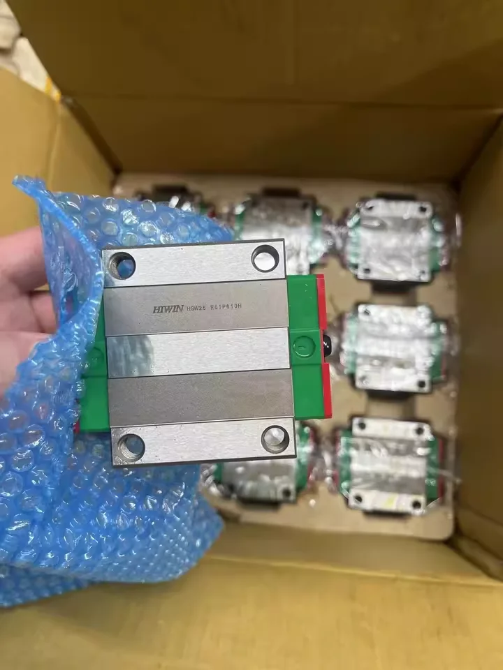 1 Stück Original Hiwin Block HGH15CA HGH20CA HGH25CA HGH30CA HGH35CA HGW15CC HGW20CC HGW25CC HGW30CC HGW35CC Schlittenführungsschiene – Detail 8
