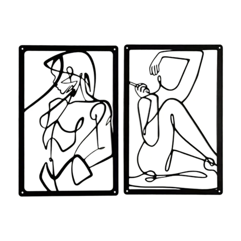 

Металлические настенные подвески создают стильную атмосферу для декора спальни