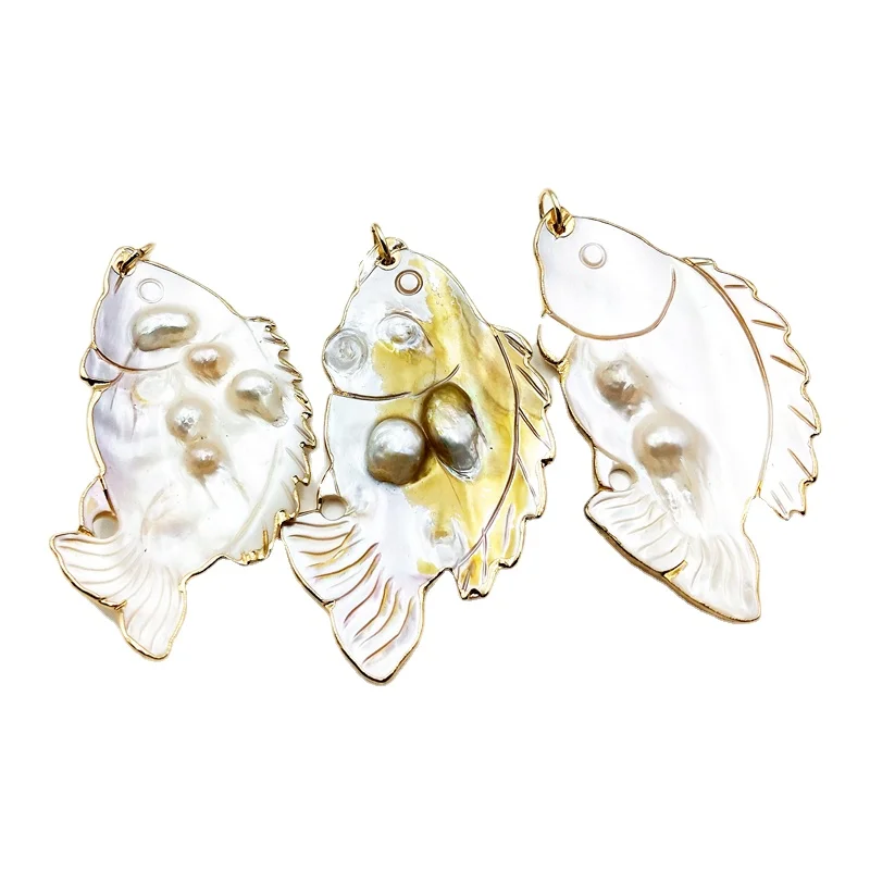 

Hand Carved Fish Shape Oyster Pearl Pendant Mother of Pearl Big Freshwater Oyster Smooth Surface Pearl Gold Color Plated Charms