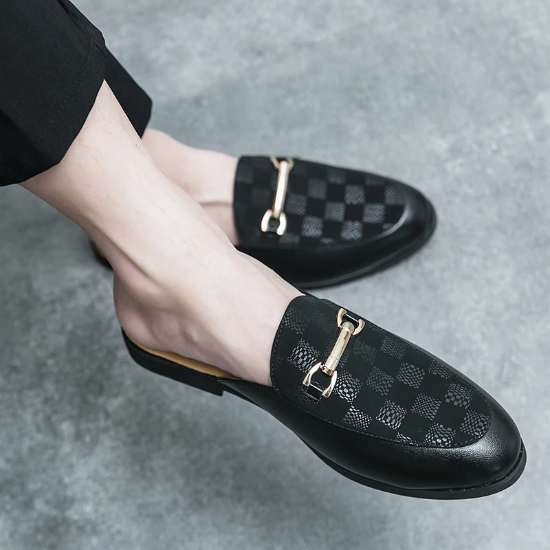 Black men's slippers Classic and versatile design styles Daily leisure walking outdoor party Breathable men's half slippers