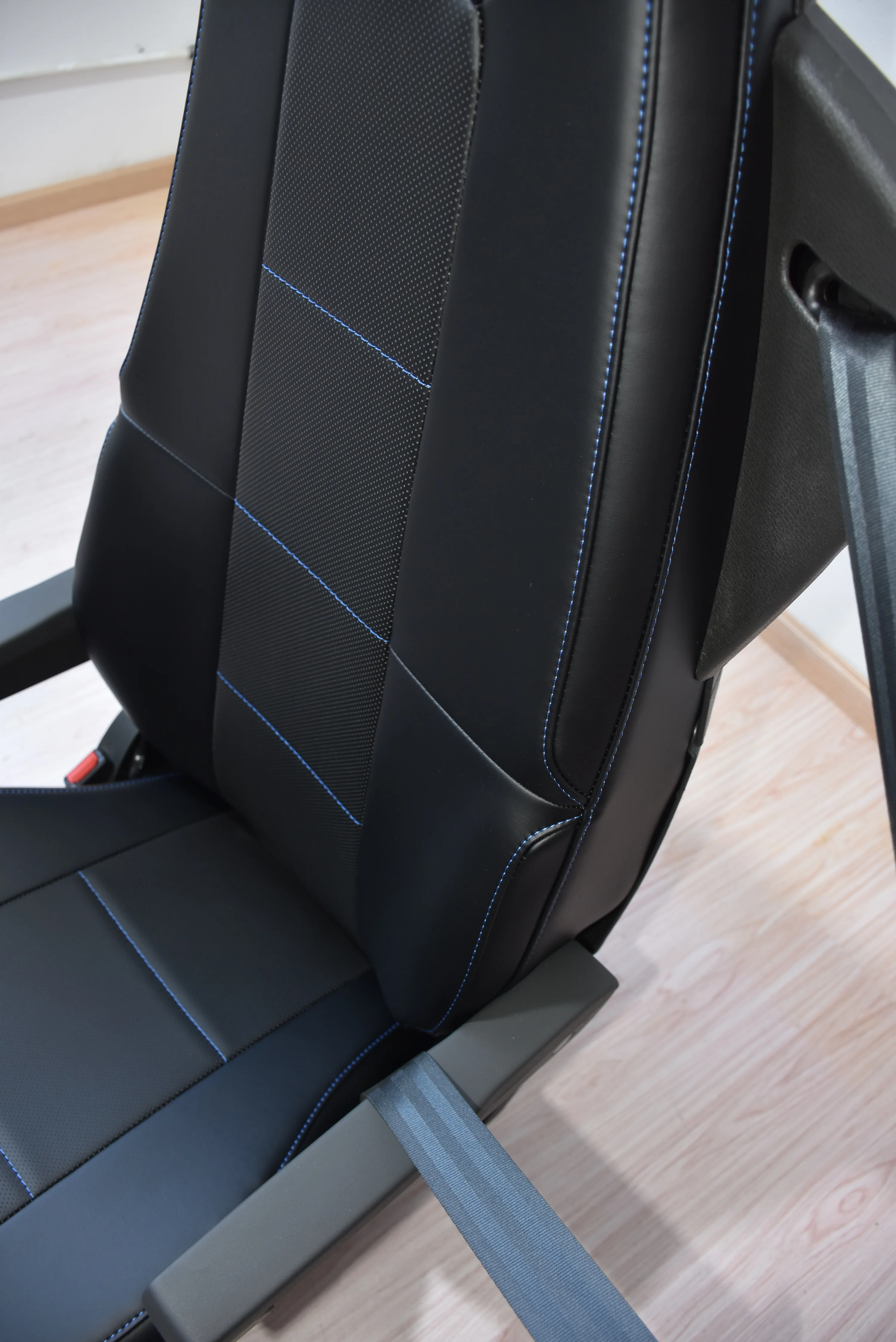 PRESTIGE LINE VOLVO FH, FH16 SEAT COVERS, from 2013, aircraft seats, (1