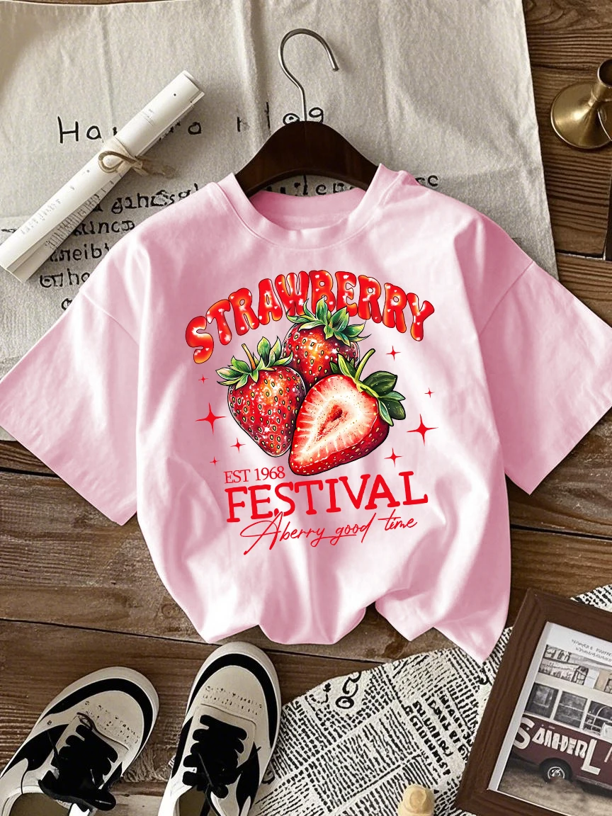 Strawberry Festival Print Women's Casual Breathable Cotton T-Shirt