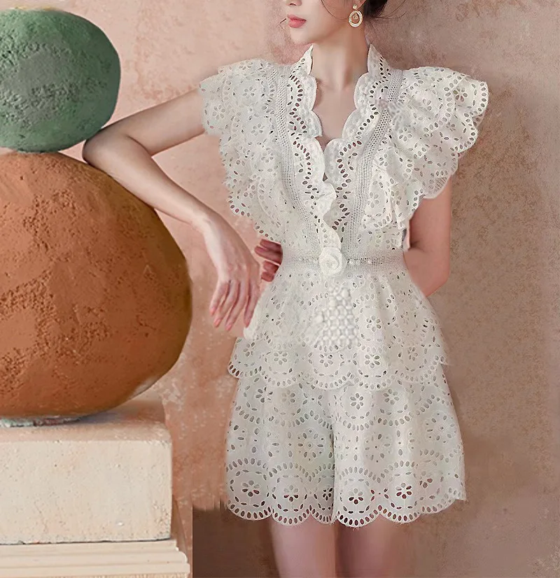 

Spring and Summer Hollow Lace Dress Two-Piece Suit for Women