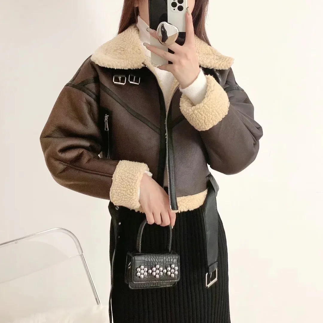 

Winter Women Streetwear Faux Lamb Leather Turtleneck Short Jacket with Belt Moto Biker Thick Warm retro Sheepskin Coat Outwear