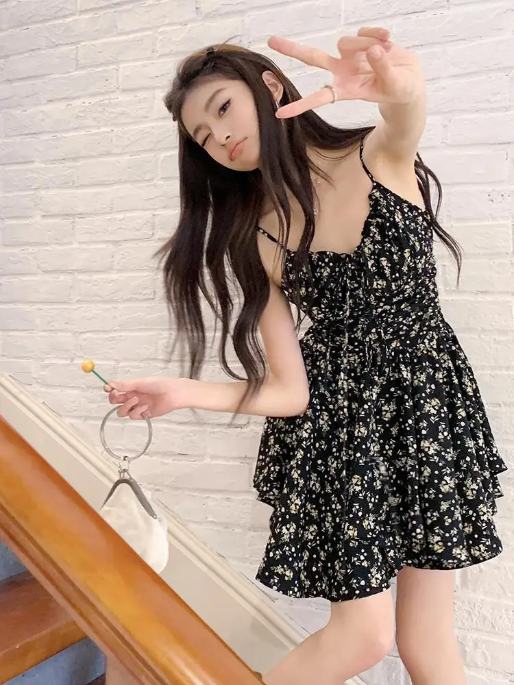 

French Summer Black Print Backless V Neck Pleated Mini Slip Dress Women Fashion Sleeveless Club Sexy A-line Short Dress Bohemian
