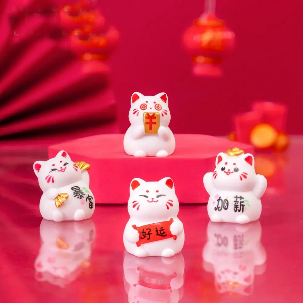 

Cute Lucky Cat Figurine Car Accessories Modern Mini Cat Car Ornaments Lovely Fortune Cat Figurines Office Desktop