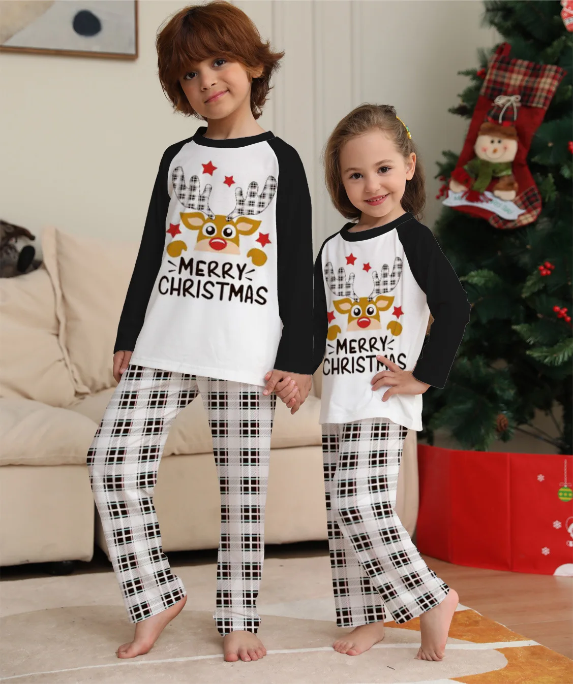 2025 New Christmas Family Pajamas Fashion Letter Printing Quality Comfortable Fabric Christmas Suits Home Parent-Child Clothing 6