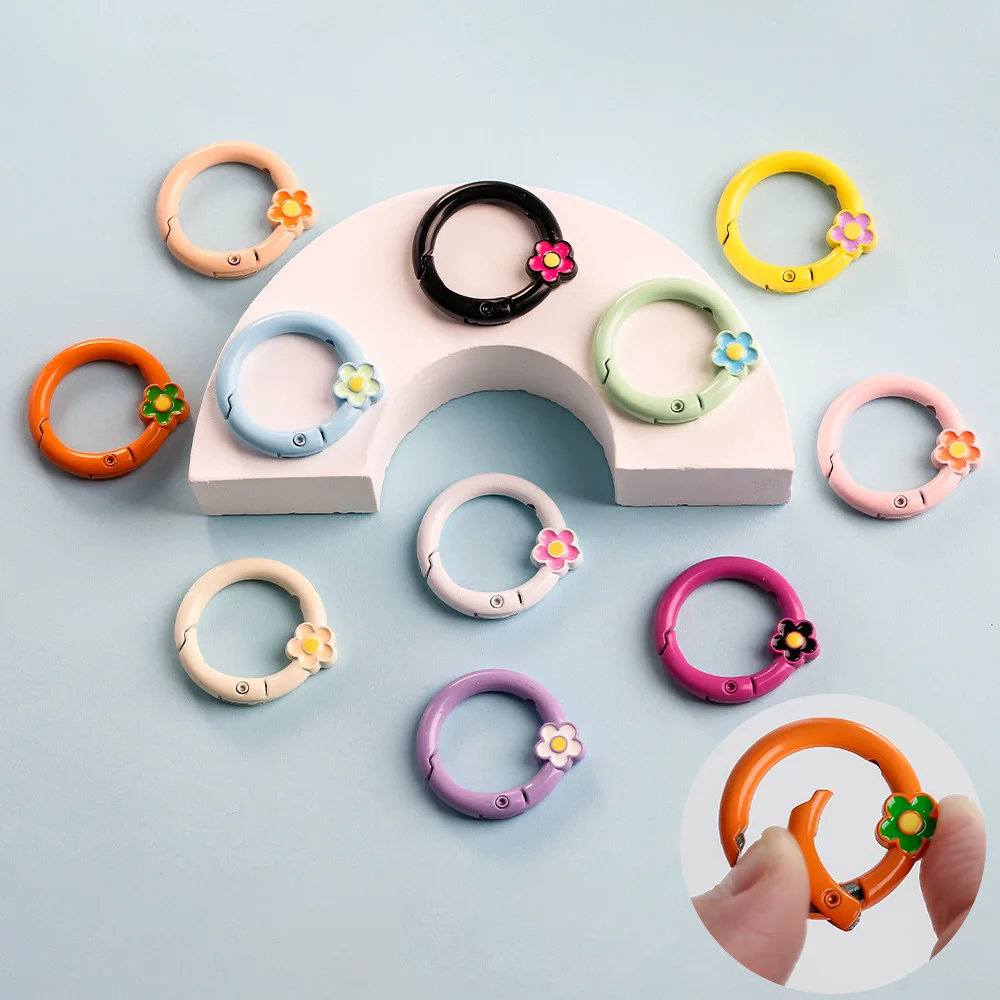 

6Pcs Random Color Metal O Ring Candy Color Flower Spring Clasp Openable Round Carabiner Keychain Clips Hook Dog Chain DIY Jewel