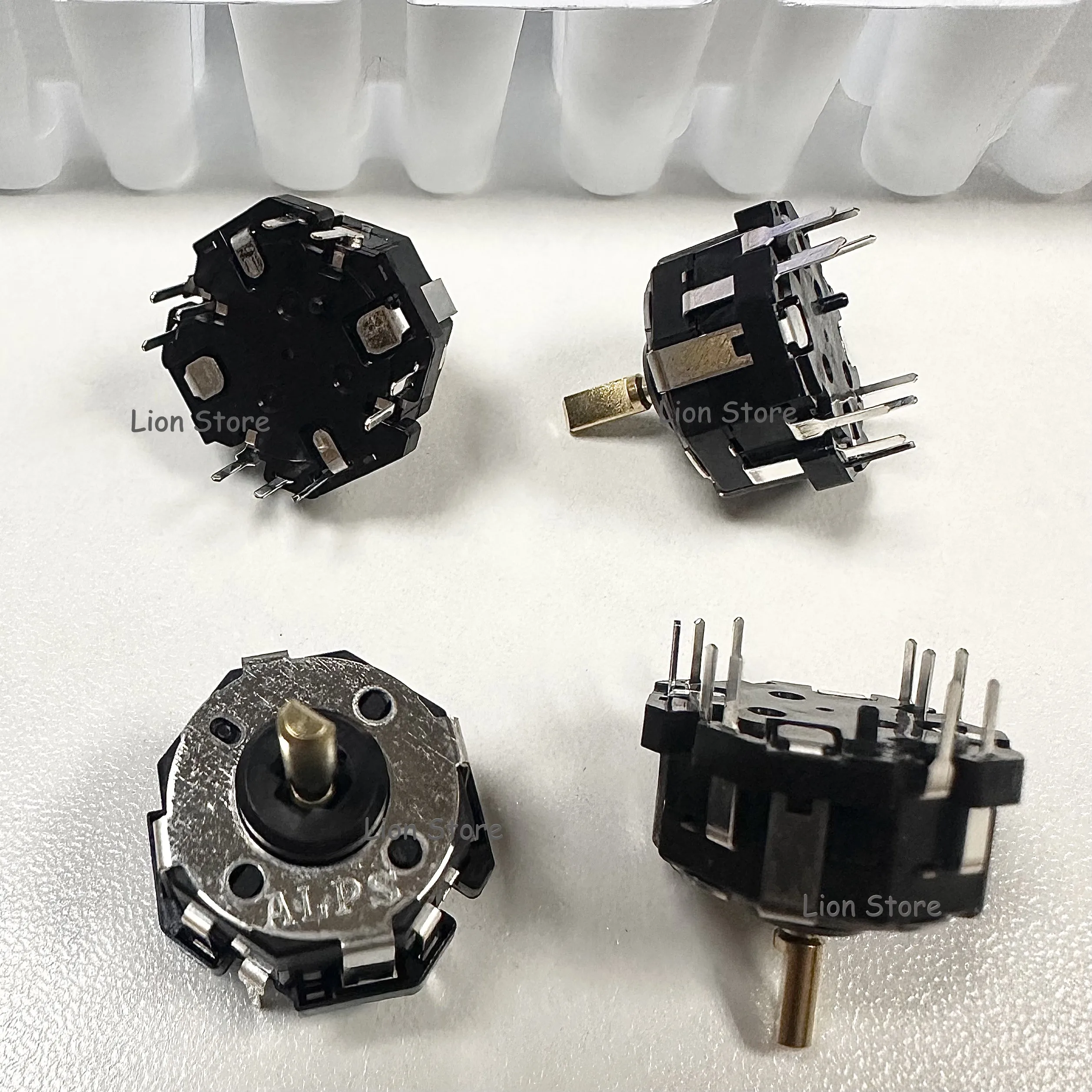 S7a4e0dfd94c24ebfbd248125b042b